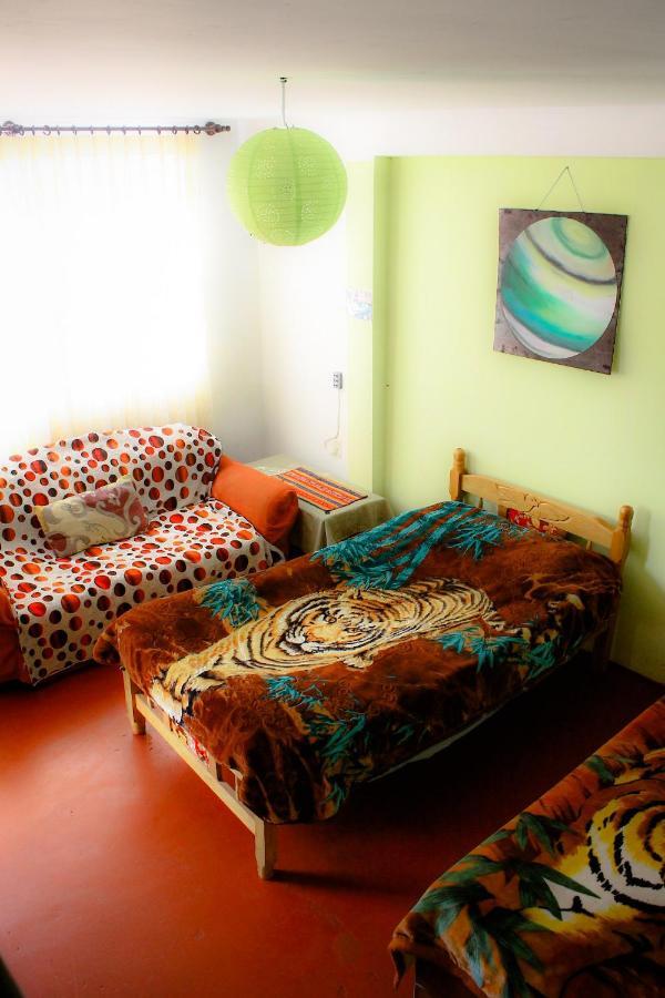 Hostal Joshua Copacabana  Bagian luar foto